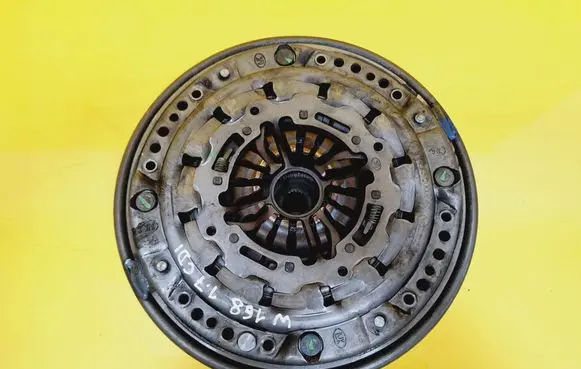 Mercedes-Benz A W168 Clutch set kit 0002524511 A6880300805