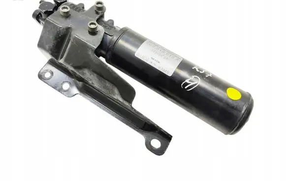 Audi A7 S7 4G Pneumatic air compressor holding bracket 