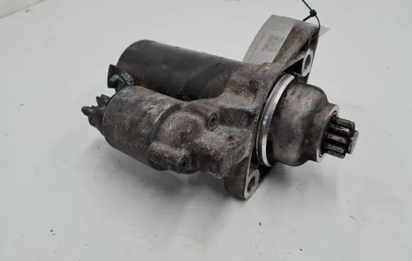 Volkswagen Polo V 6R Starter motor 02Z911023N