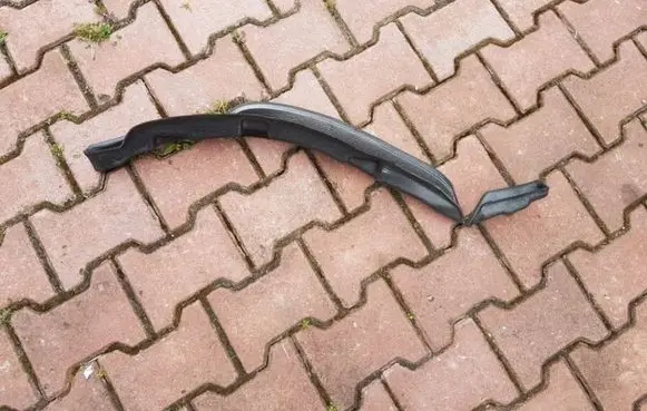 Opel Zafira C Fender end trim 13433119