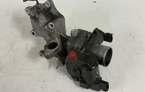 Toyota Corolla E120 E130 Throttle valve 1923002010