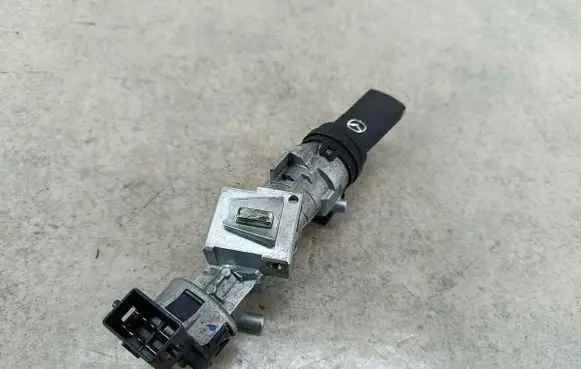 Mazda 5 Ignition lock 3M513F880A