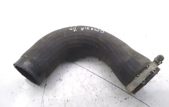 Skoda Octavia Mk2 (1Z) Intercooler hose/pipe