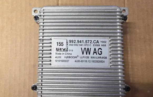 Volkswagen PASSAT B8 LED ballast control module 992941572CA