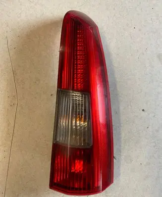 Volvo V70 Rear/tail lights 9154494