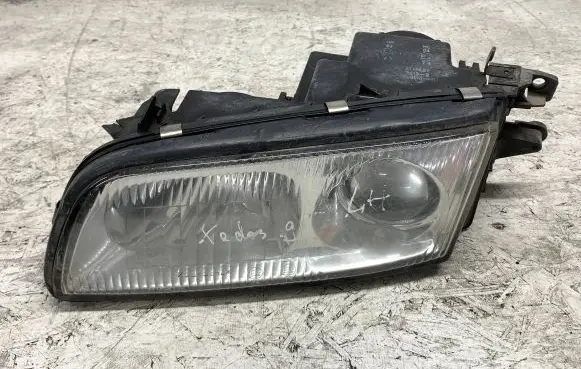 Mazda Xedos 9 Headlight/headlamp