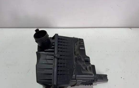 Peugeot Expert Air filter box 9676423480