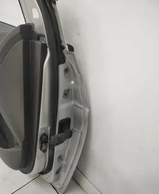 Hyundai i40 Front door 42R20