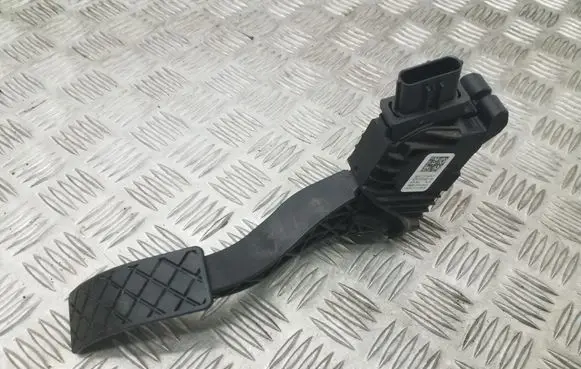 Seat Leon (5F) Accelerator throttle pedal 5Q1721503F