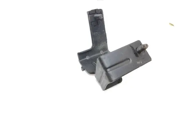 Hyundai Santa Fe Other engine bay part 2W090