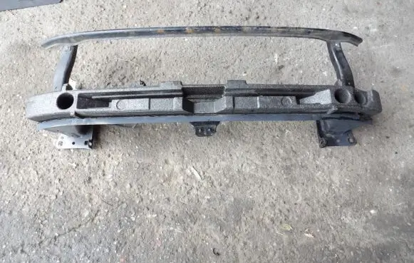 Volkswagen Golf VII Front bumper support beam