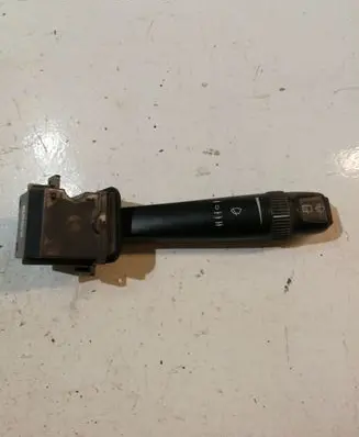 Volvo V70 Wiper control stalk 30768100