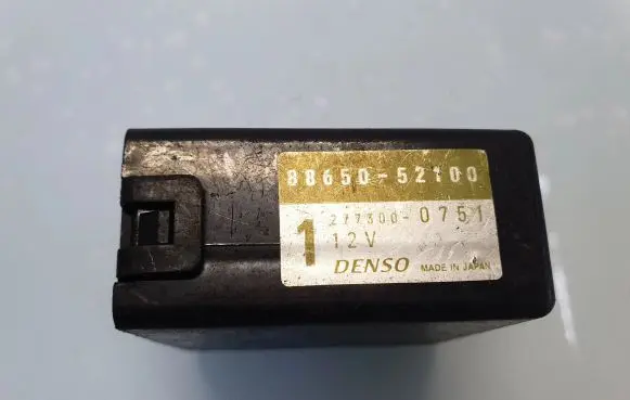 Toyota Yaris Other control units/modules 8865052100 2773000751