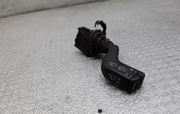 Opel Vectra B Wiper control stalk 090243395