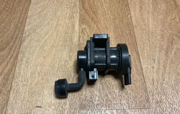 Opel Zafira A Turbo solenoid valve 09128022