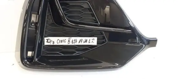 Rear bumper corner part panel trim