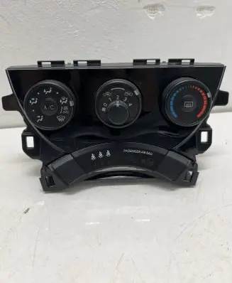 Toyota Verso-S Climate control unit 758818 75F240 758734