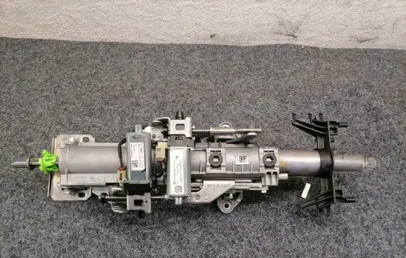 BMW X5 F15 Steering wheel axle 6868391