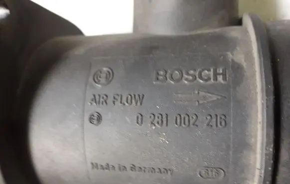 Volkswagen PASSAT B5.5 Mass air flow meter 0281002216