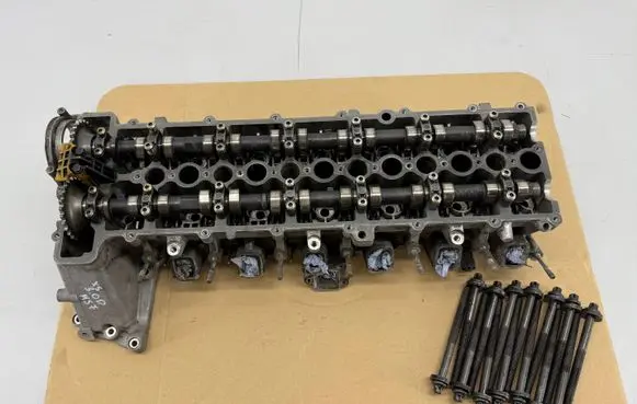 BMW X5 E53 Engine head 77885819
