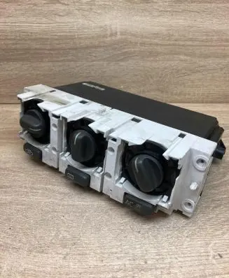 Volvo S40, V40 Climate control unit 806094 96W37K