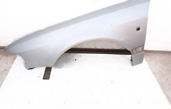 Audi A8 S8 D2 4D Fender 4D0821111