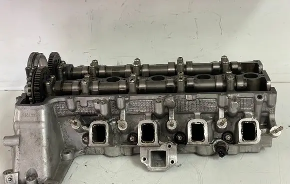 BMW 3 E90 E91 Engine head 7781211