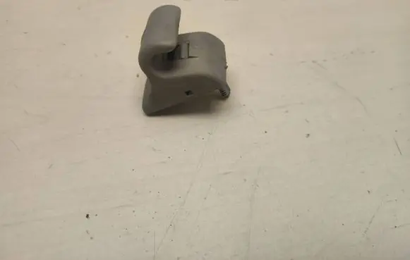 Sun visor clip/hook/bracket