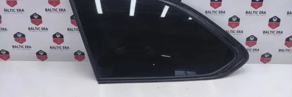 BMW 5 G30 G31 Rear side window