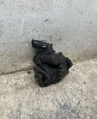 BMW 3 E90 E91 Power steering pump