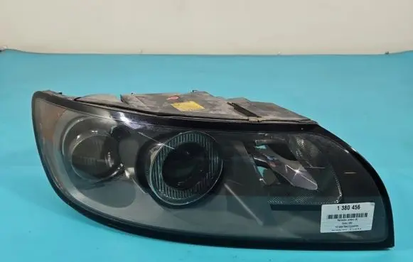 Volvo V50 Headlight/headlamp 30698886 IMPRK1380456