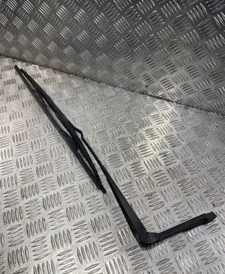Volkswagen Transporter - Caravelle T4 Front wiper blade arm 701955409A