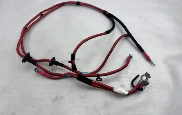 Mercedes-Benz GL X166 Positive cable (battery) A1664409607