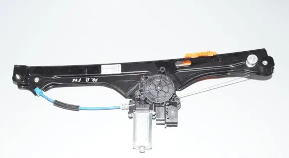 BMW 2 F46 Front door window regulator with motor 7490196 7463486 51337463486