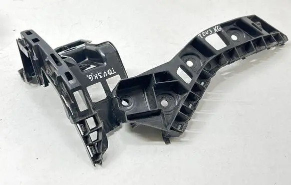 Volkswagen Touran III Rear bumper mounting bracket 5TA807453 5TA807393