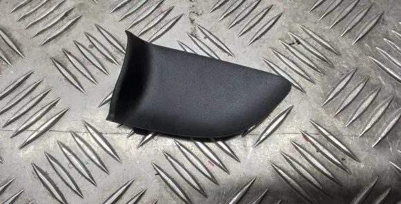 Lexus CT 200H Other interior part 6928430050