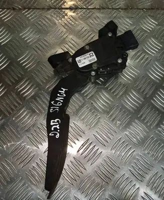 Opel Signum Accelerator throttle pedal 6PV00832200 9186724