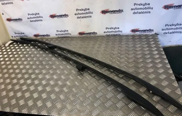 Volkswagen Golf V Roof bar rail