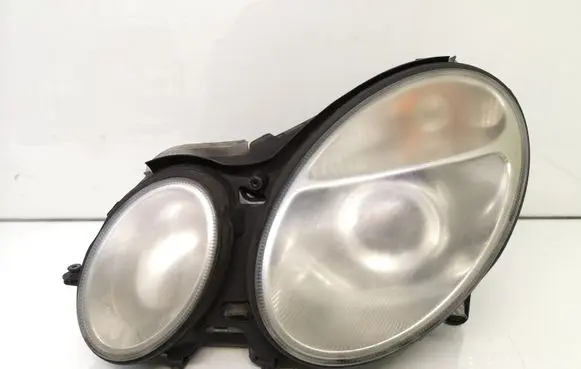 Mercedes-Benz E W211 Headlight/headlamp A0008201608