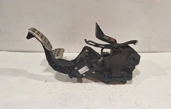 Renault Arkana Accelerator throttle pedal 180108467R