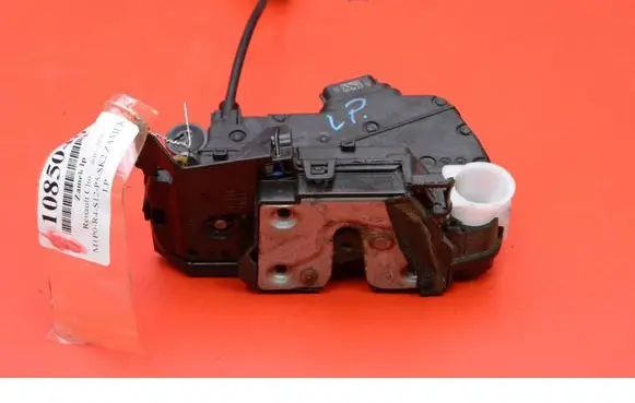 Renault Clio I Front door lock 805033000R