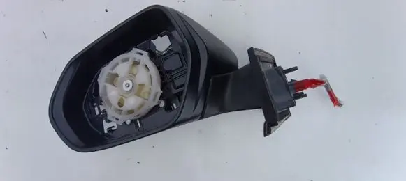 Toyota Prius Prime Front door electric wing mirror E4044690