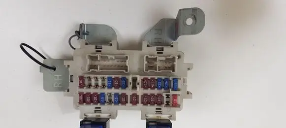 Nissan Murano Z50 Fuse module AM60A 1025