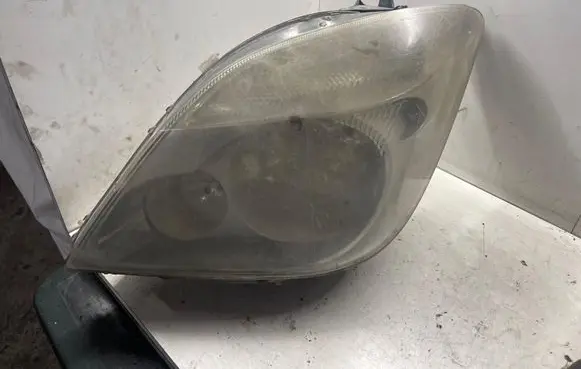 Mercedes-Benz Sprinter W906 Headlight/headlamp 24738100LI