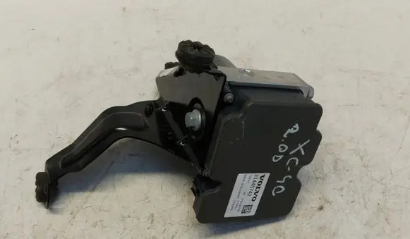 Volvo XC40 ABS Pump 31445742