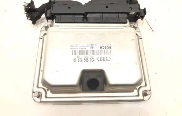 Audi A4 S4 B6 8E 8H Engine control unit/module ECU