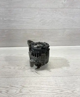 BMW 3 E90 E91 Generator/alternator 7805432 2605773B GB18D024