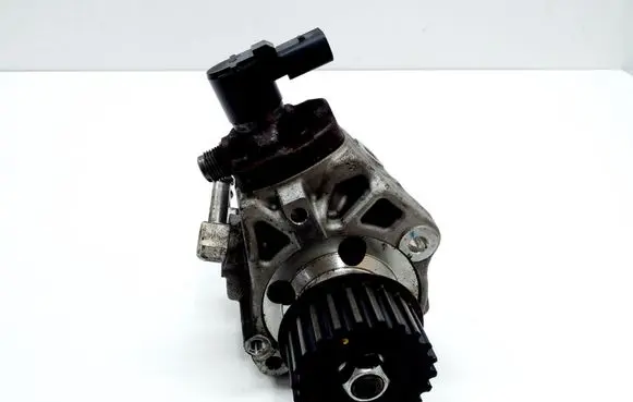 KIA Ceed Fuel injection high pressure pump 331002U000