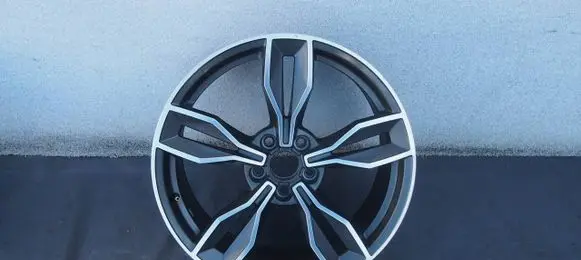 Audi TT TTS RS Mk3 8S R19 alloy rim 8S0601025H