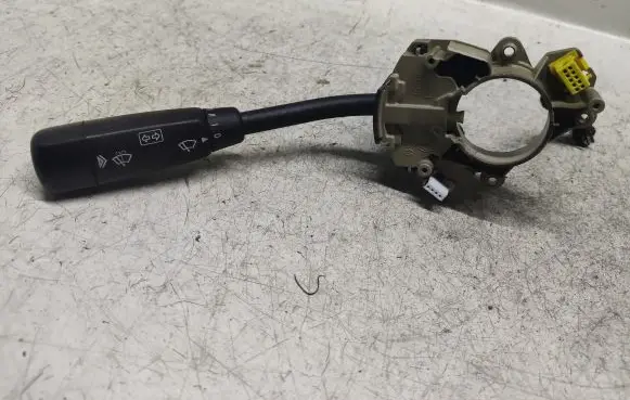 Mercedes-Benz C W203 Indicator stalk 2035450010